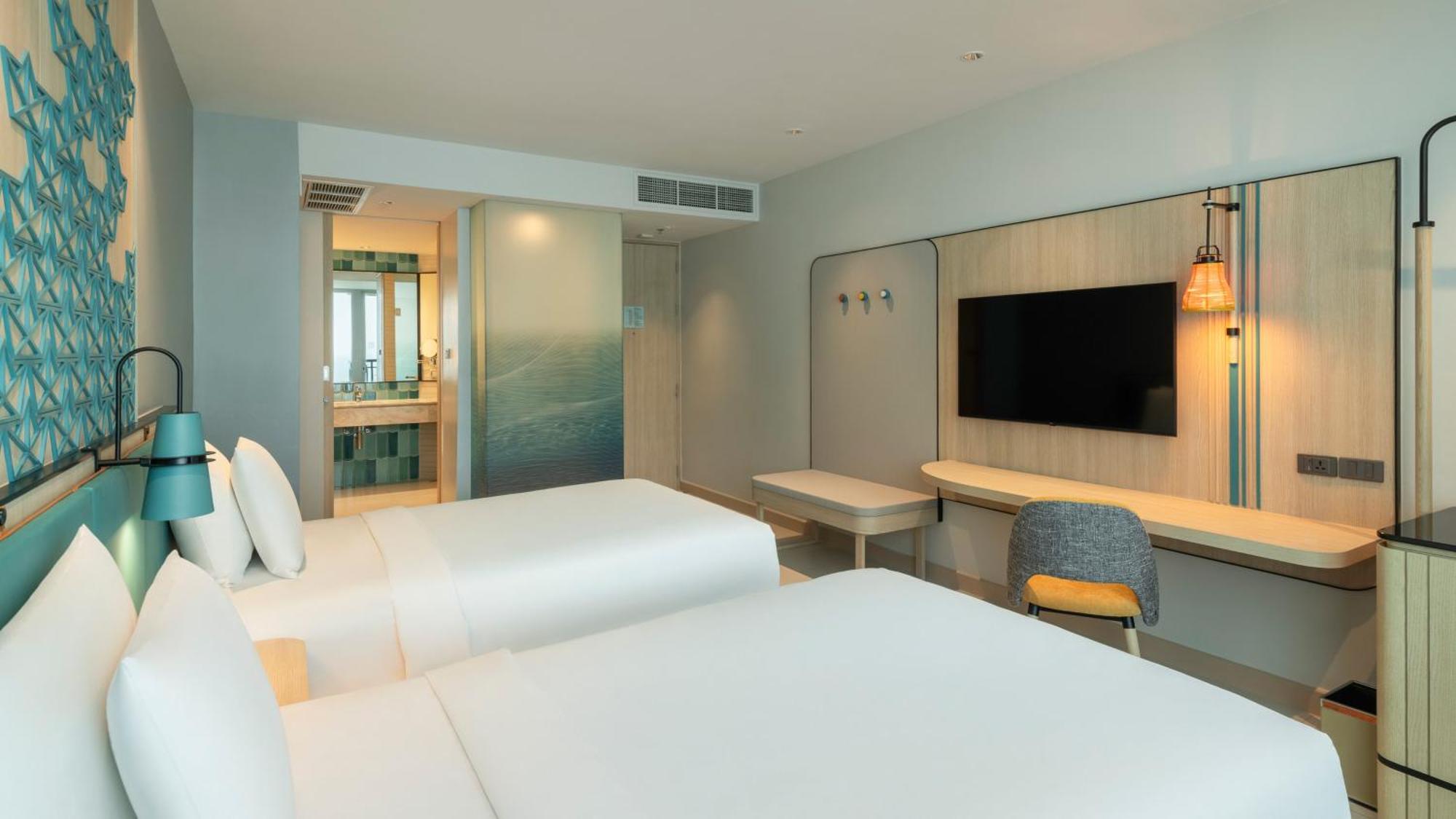 Holiday Inn Pattaya By Ihg Exterior photo
