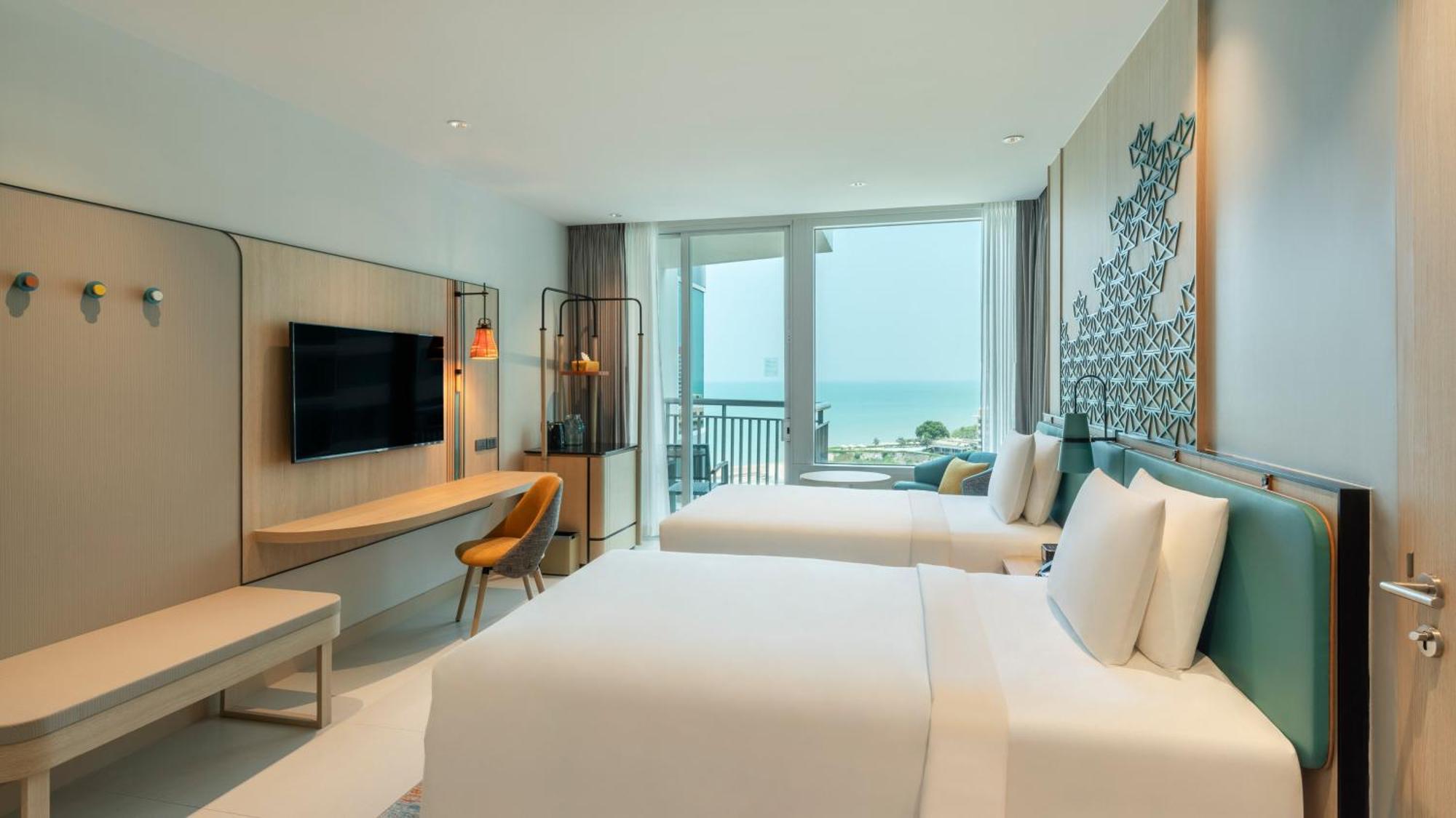 Holiday Inn Pattaya By Ihg Exterior photo